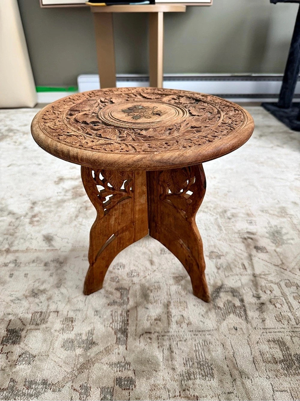 Carved Wood Small plant or book stand Woodwork